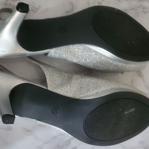Karen Scott silver heels with rhinestones